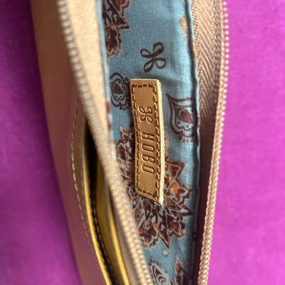 Like new, Hobo Wallet - Picture 2 of 4
